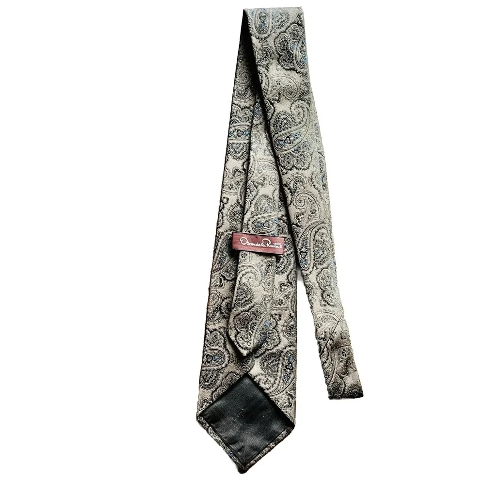 Oscar De La Renta Neck Tie Mens Silk Brown Blue Paisley Accents Classic Designer